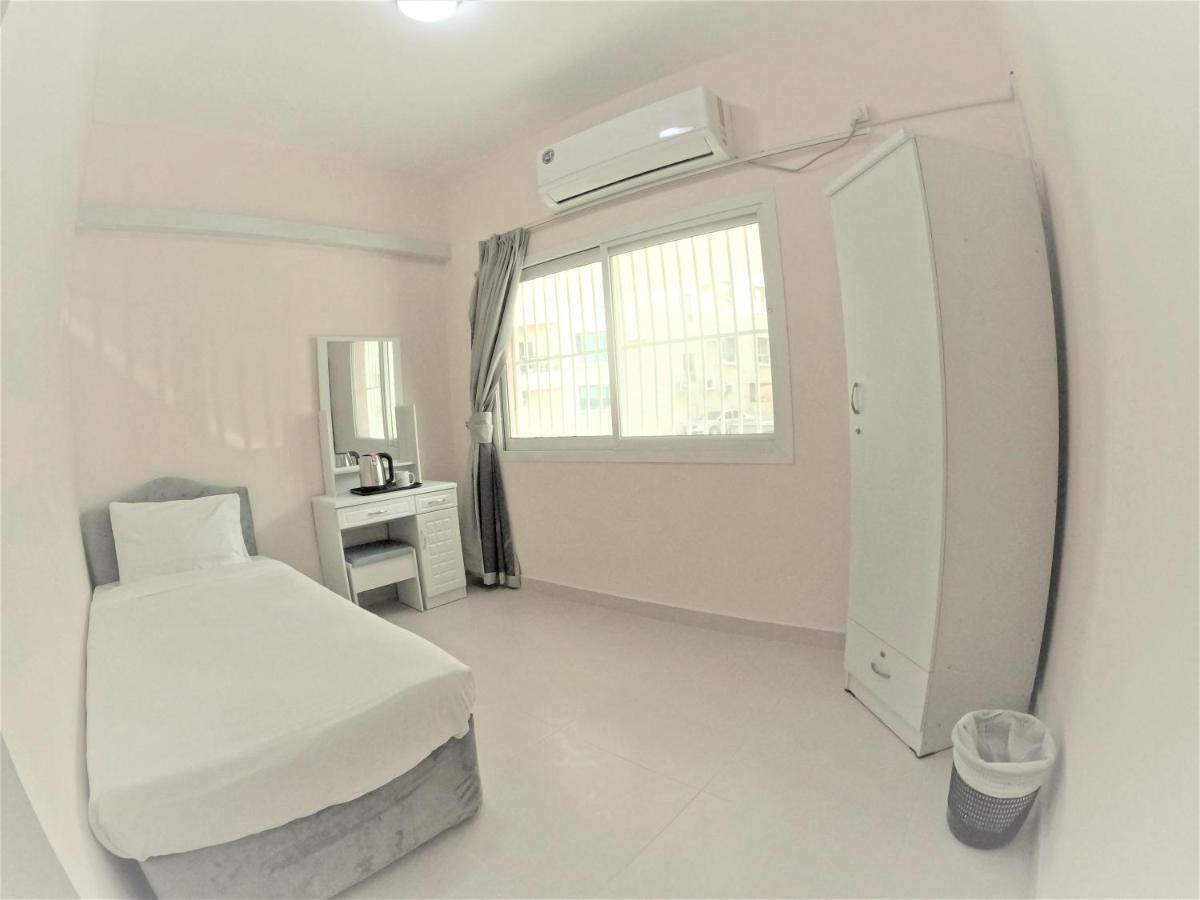 Hor Al Anz Star Residence - Home Stay Dubai Bagian luar foto
