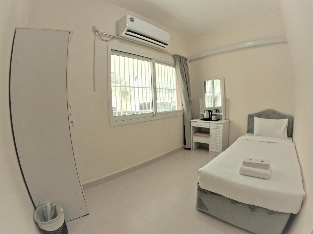 Hor Al Anz Star Residence - Home Stay Dubai Bagian luar foto